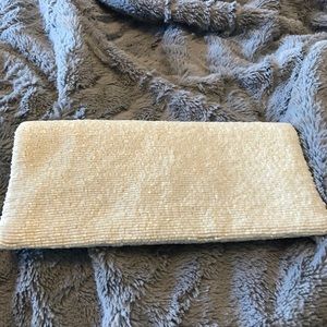 Moyna beaded ivy clutch